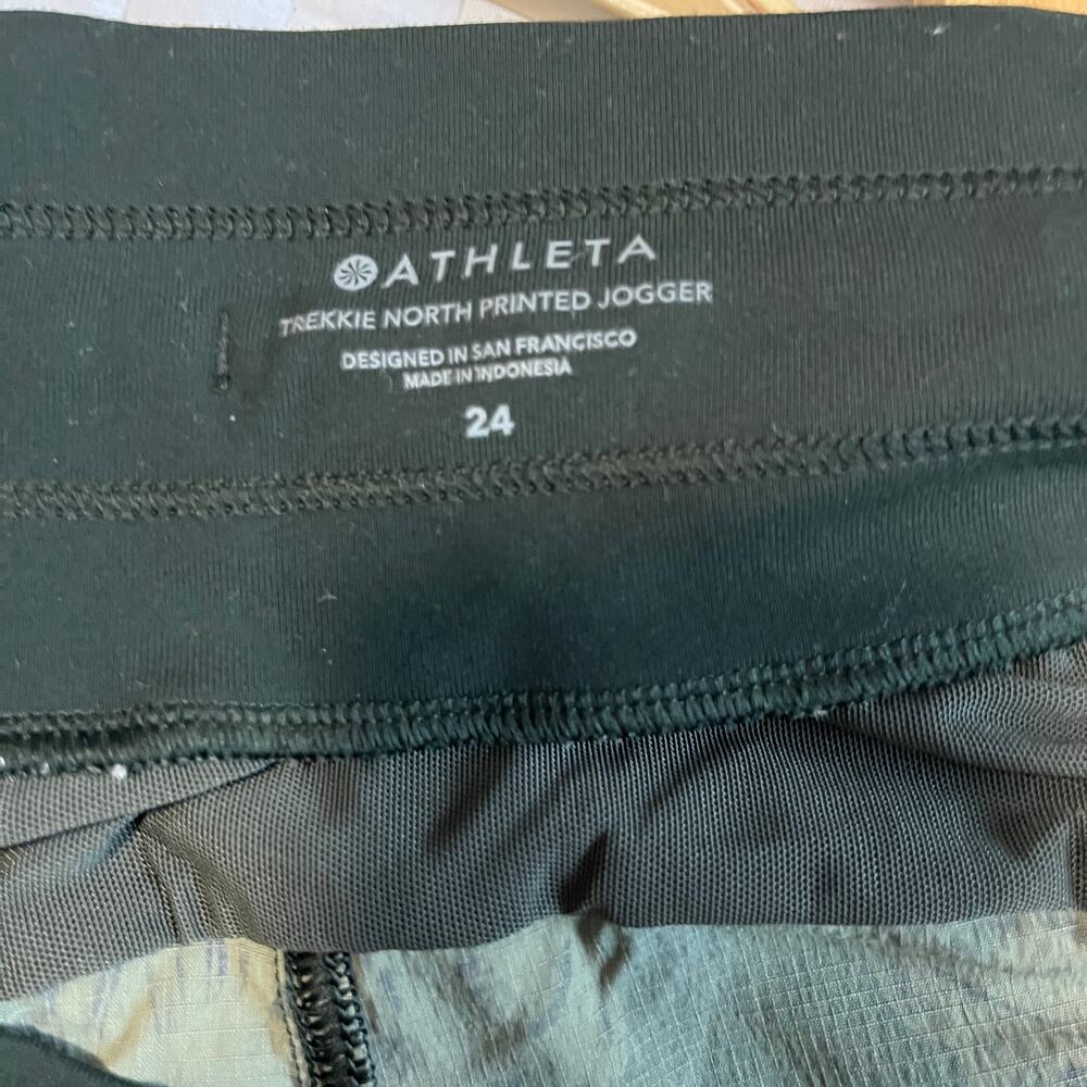 Athleta Trekkie North Green Floral Printed Joggers Size 24 - Picture 2 of 6
